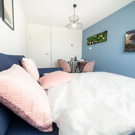 Apartament Noble - Parking - Workspace Gießen